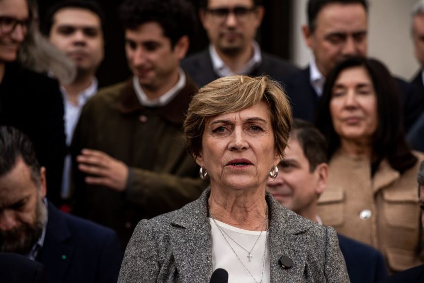 el-candidato-moderado-de-chile-obtiene-el-apoyo-de-las-estrellas-del-centro-izquierda