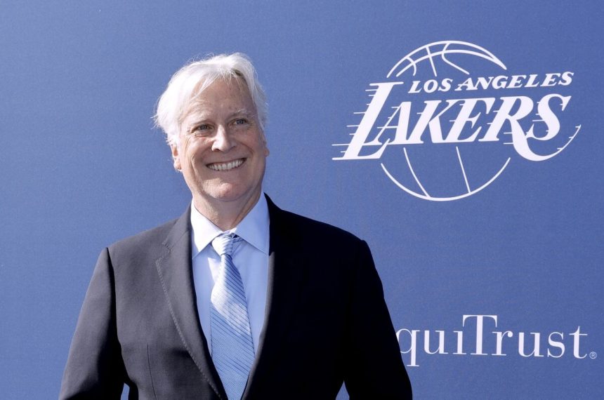 los-propietarios-de-la-nba-aprueban-la-venta-de-los-lakers-por-10.000-millones-de-dolares-a-mark-walter