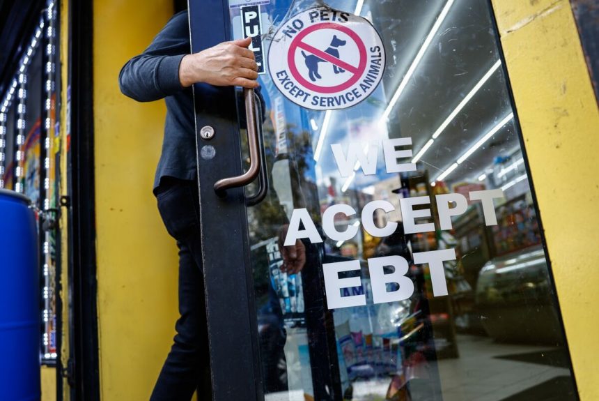 millones-de-personas-perderan-ayuda-alimentaria-si-el-cierre-se-prolonga-hasta-noviembre