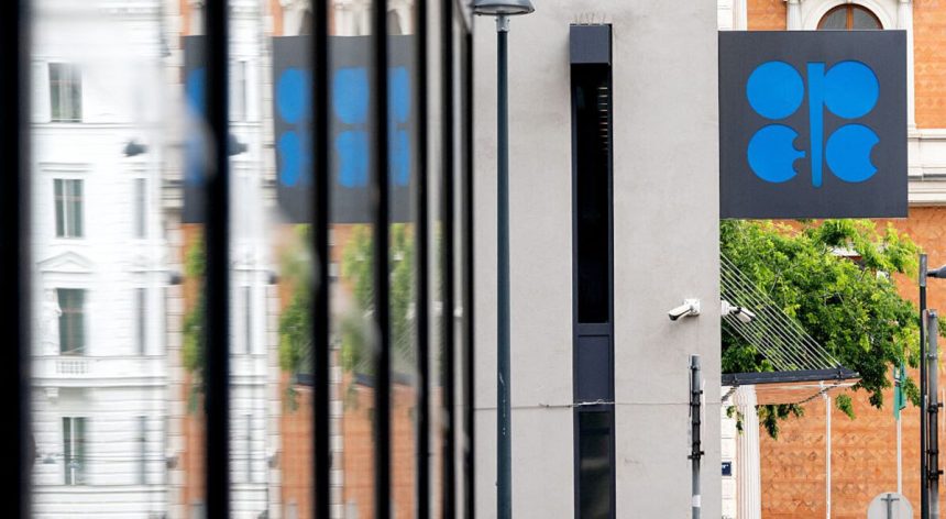 la-opep+-acordara-un-pequeno-aumento-de-la-produccion-para-diciembre,-dicen-los-delegados