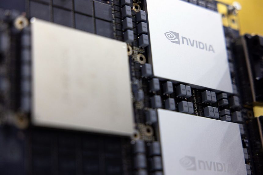 bessent-sugiere-que-los-chips-nvidia-de-alta-gama-podrian-llegar-a-china-algun-dia