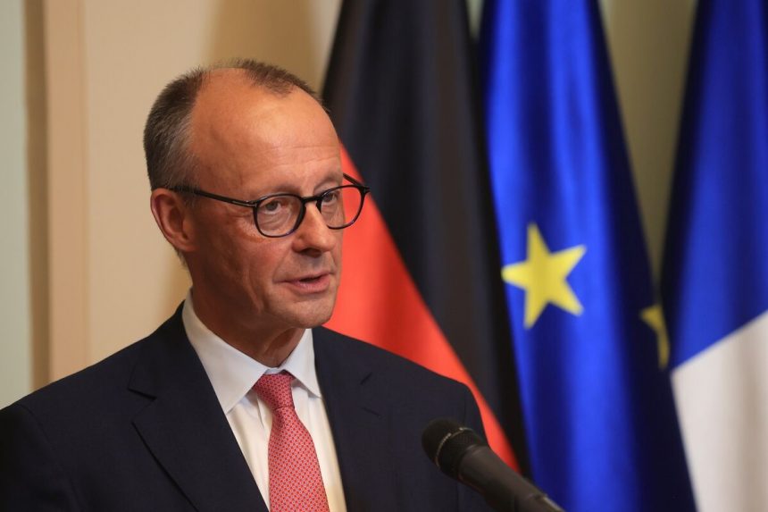 los-alemanes-se-estan-quedando-sin-paciencia-con-su-tambaleante-canciller