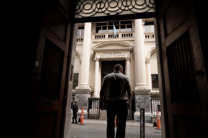 argentina-espera-datos-antes-de-buscar-renegociar-objetivos-con-el-fmi