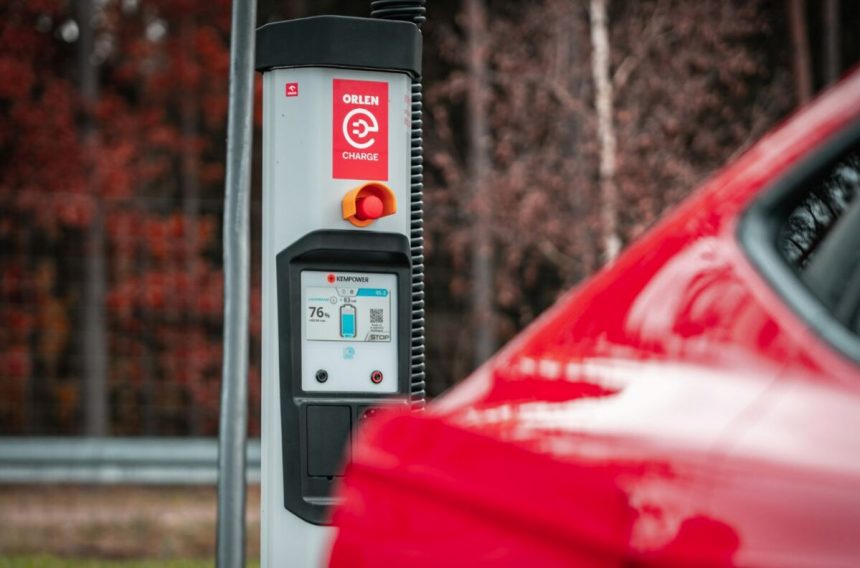 orlen-busca-cargar-rapidamente-el-mercado-de-vehiculos-electricos-de-mas-rapido-crecimiento-en-europa