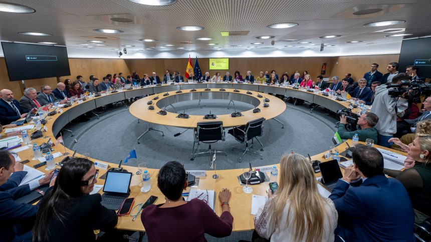 hacienda-presentara-a-principios-de-2026-una-propuesta-de-reforma-del-sistema-de-financiacion-autonomica