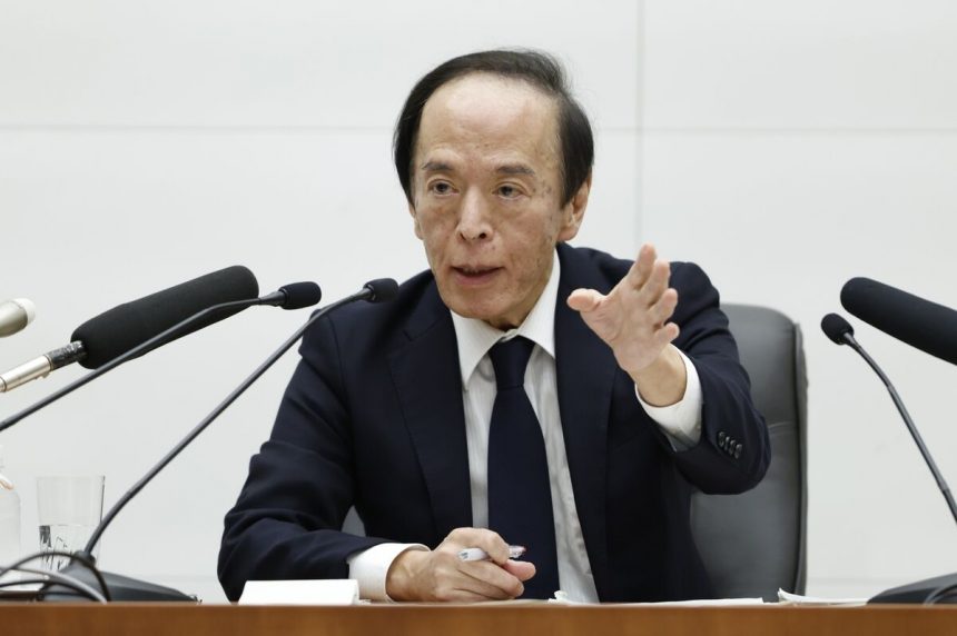 ueda-senala-que-el-banco-de-japon-sigue-en-camino-de-subir-las-tasas-despues-de-la-reunion-del-primer-ministro
