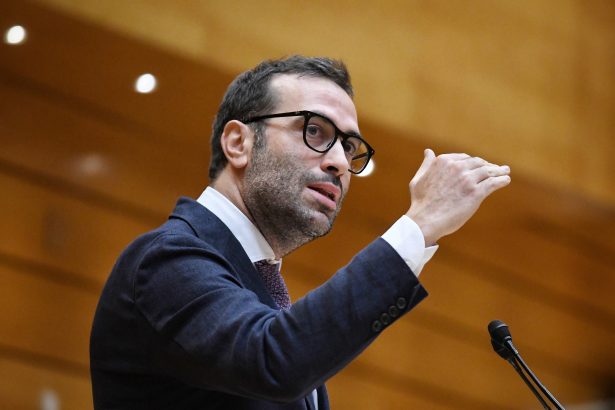 el-gobierno-mejora-al-2,9%-la-prevision-de-crecimiento-de-la-economia-espanola-para-2025