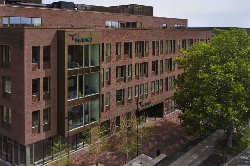 genmab-concluye-el-mayor-acuerdo-de-fusiones-y-adquisiciones-de-finanzas-apalancadas-desde-abril