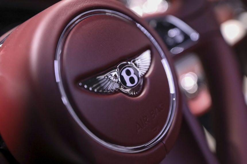 subastas-en-filipinas-de-automoviles-rolls-royce-y-mercedes-benz-vinculadas-al-escandalo-de-corrupcion