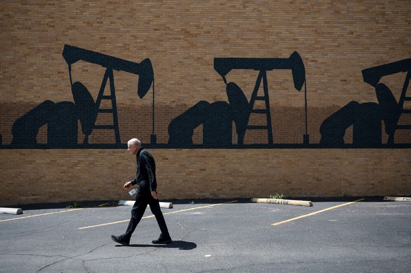 plataformas-de-esquisto-inactivas,-aumentan-los-despidos-a-medida-que-el-petroleo-a-60-dolares-pone-a-prueba-la-resistencia-del-permico