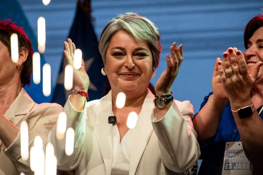 la-candidata-presidencial-izquierdista-de-chile,-jeannette-jara,-renueva-su-liderazgo-de-campana