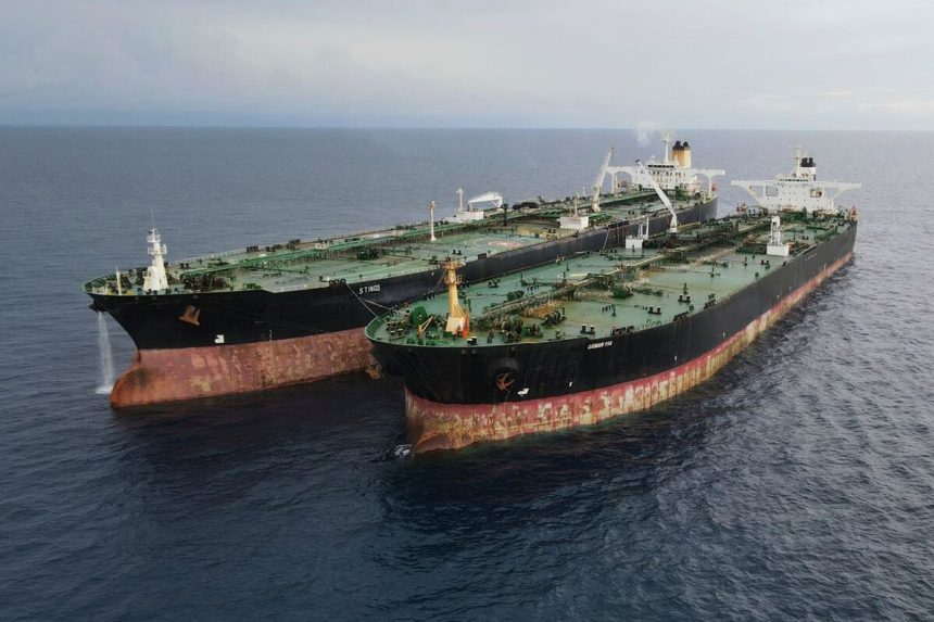 indonesia-subastara-en-2023-el-superpetrolero-incautado-y-sancionado-por-estados-unidos