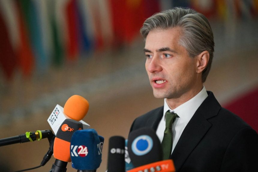 la-ue-debe-tomar-medidas-respecto-de-los-activos-rusos-congelados,-dice-lituania