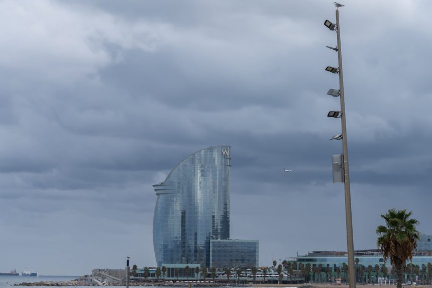 cellnex-presume-de-dividendos-para-seducir-al-mercado