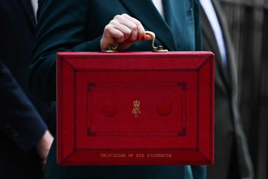 la-obr-del-reino-unido-se-disculpa-por-la-publicacion-anticipada-de-un-documento-que-conmovio-el-mercado