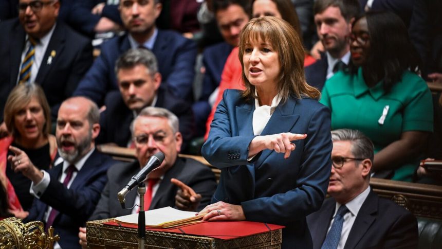 los-bonos-caen-mientras-los-inversores-evaluan-las-perspectivas-de-crecimiento-del-reino-unido