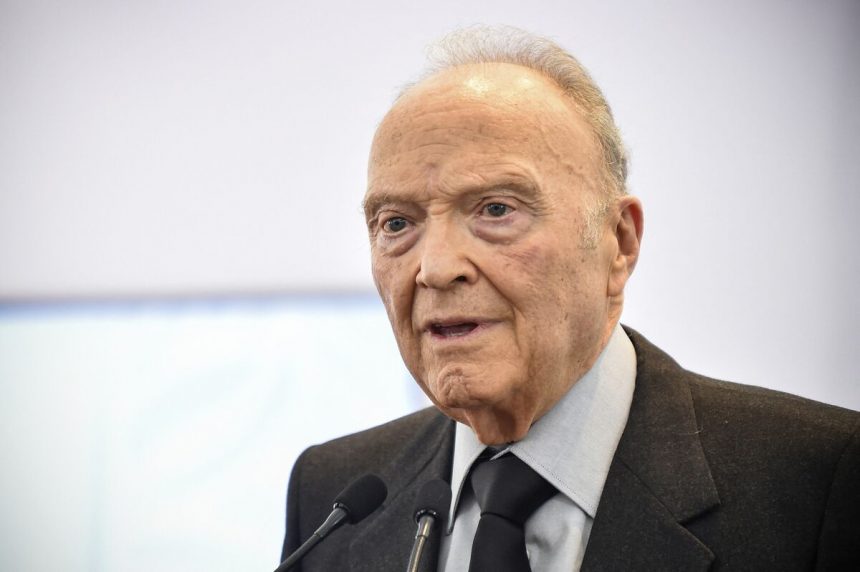 sheinbaum-expulsa-al-fiscal-general-en-medio-de-investigacion-por-contrabando-de-combustible