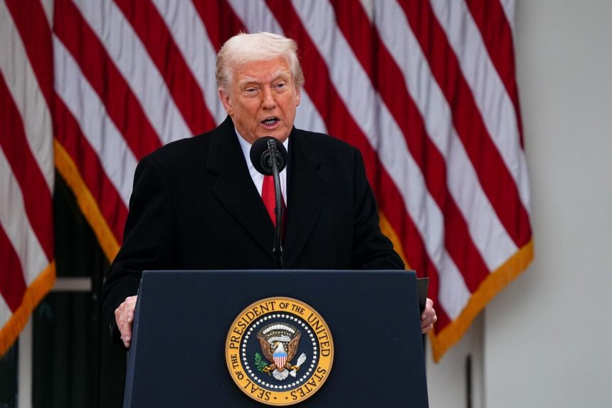 trump-pide-una-‘migracion-inversa’-y-describe-una-amplia-represion