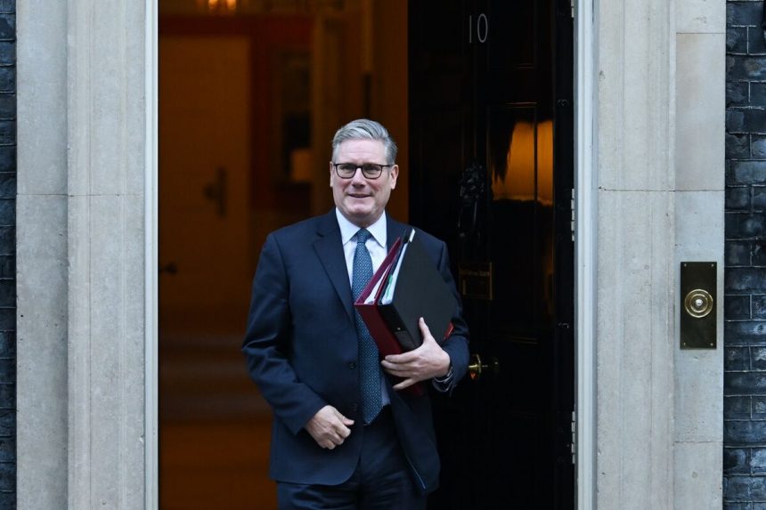 starmer-promete-un-nuevo-impulso-para-frenar-el-bienestar-social-en-la-venta-posterior-al-presupuesto