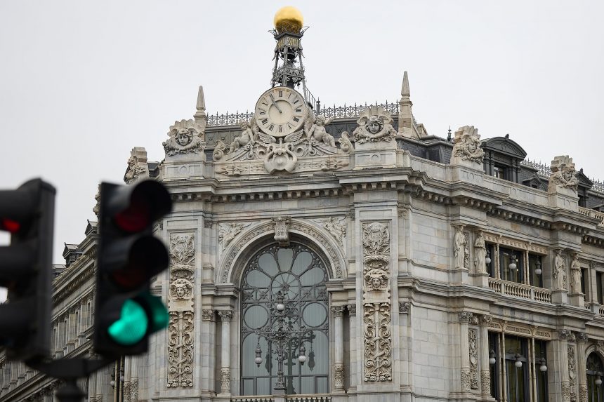 por-que-la-deuda-espanola-esta-en-maximos,-pero-es-mas-asumible-que-antes