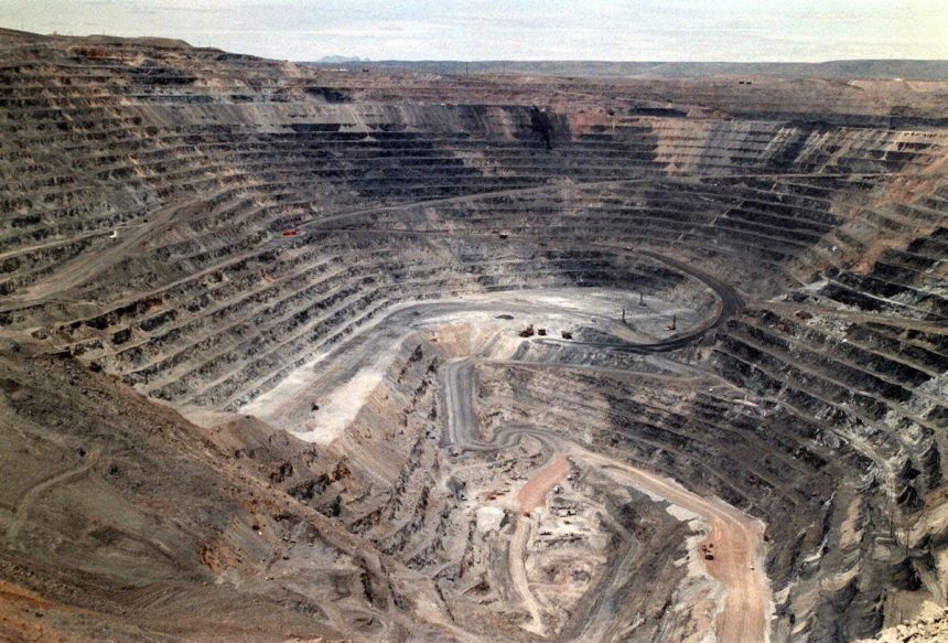la-propuesta-dividida-de-barrick-coloca-los-activos-de-oro-de-nevada-en-el-punto-de-mira-de-fusiones-y-adquisiciones