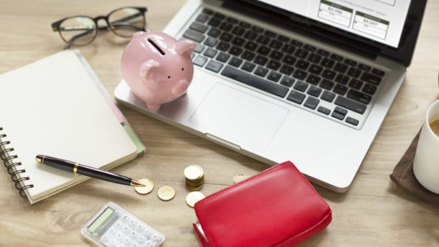 electricas,-telecos-y-otros-sectores-de-suministros-basicos-anticipan-subidas-de-tarifas-para-2026