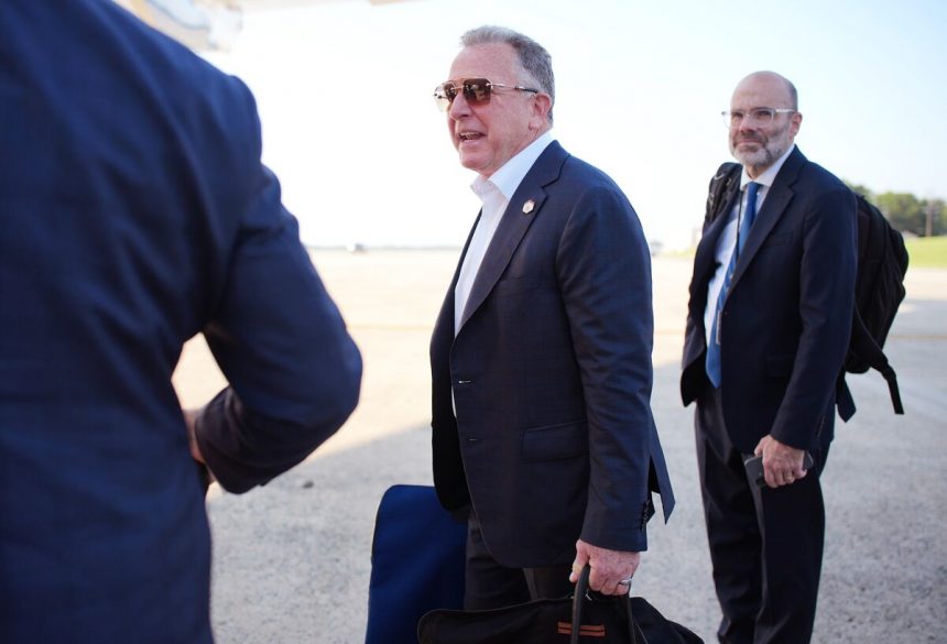 enviado-de-estados-unidos-se-dirige-a-rusia-mientras-putin-dice-que-cayo-ciudad-clave-de-ucrania