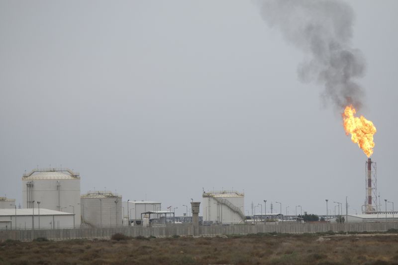 exxon-mobil-se-acerco-a-irak-para-comprar-la-participacion-de-lukoil-en-el-campo-petrolifero-de-west-qurna,-dicen-fuentes