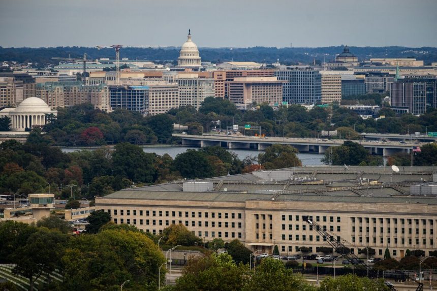 el-pentagono-critica-a-los-‘medios-heredados’-en-una-sesion-informativa-para-el-nuevo-cuerpo-de-prensa