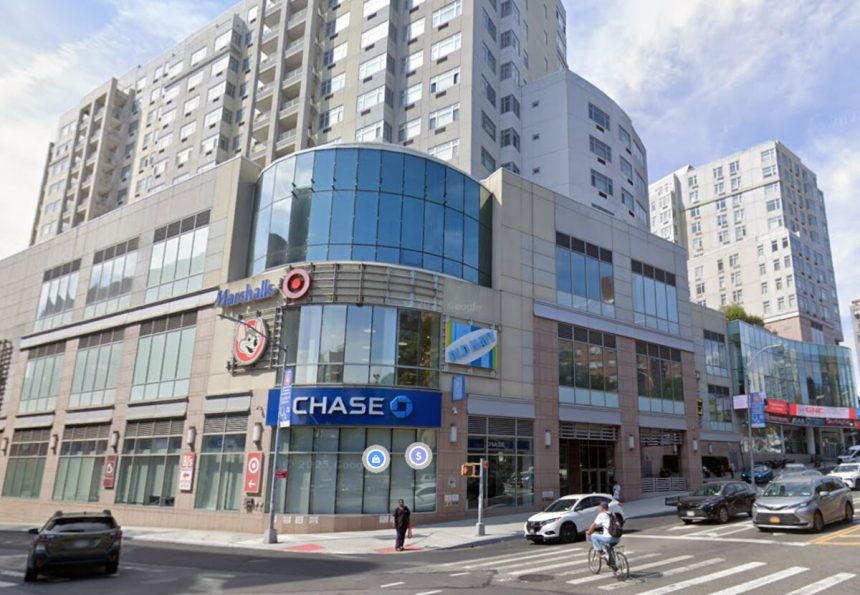 blackstone-vendera-nyc-mall-a-tpg-venture-por-425-millones-de-dolares