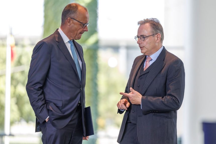 merz-se-reunira-con-el-lider-belga-en-medio-de-la-disputa-de-la-ue-por-los-activos-rusos