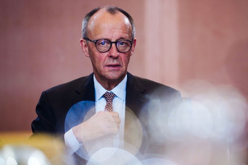 merz-esta-amenazada-mientras-las-empresas-advierten-sobre-la-«caida-libre»-de-alemania