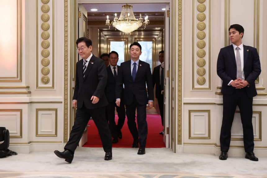 lee-busca-estimular-los-mercados-de-corea-del-sur-un-ano-despues-de-la-ley-marcial