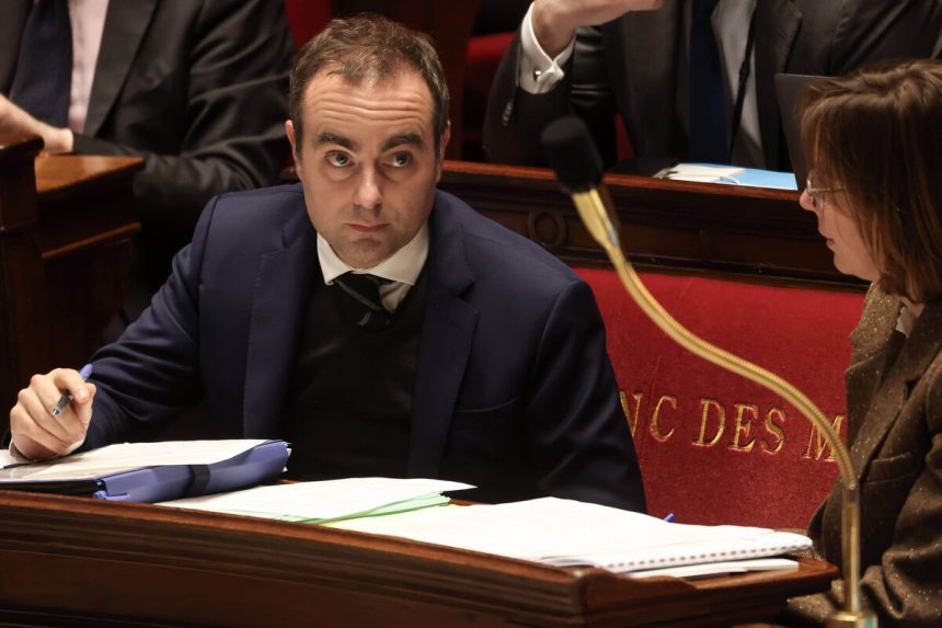 el-final-del-presupuesto-frances-implica-una-prueba-de-resistencia-para-los-mercados-de-acciones-y-bonos