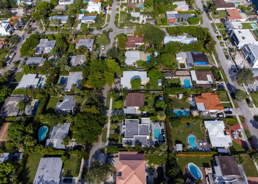 la-escasez-de-oferta-de-vivienda-en-miami-afecta-la-asequibilidad,-dice-codina