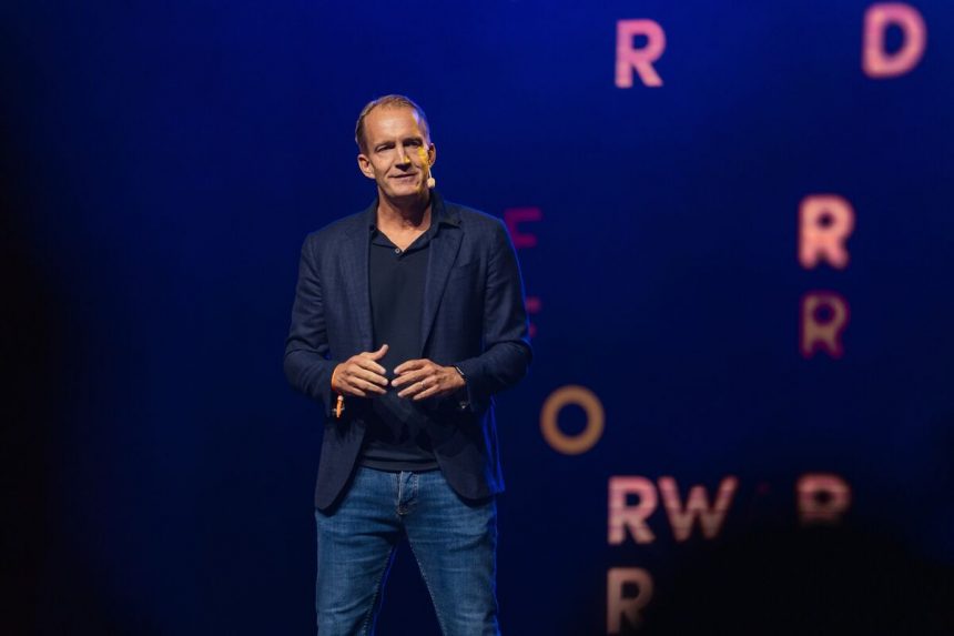 eqt-busca-calmar-la-ansiedad-de-los-inversores-sobre-la-nueva-estrategia-de-tarifas