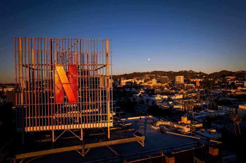 un-sprint-de-negociacion-de-accion-de-gracias-ayudo-a-netflix-a-ganar-warner-bros.