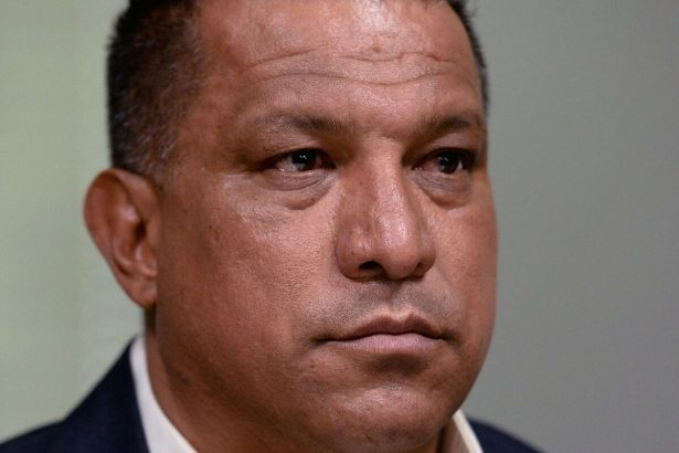 muere-exgobernador-venezolano-en-prision-de-la-policia-de-inteligencia