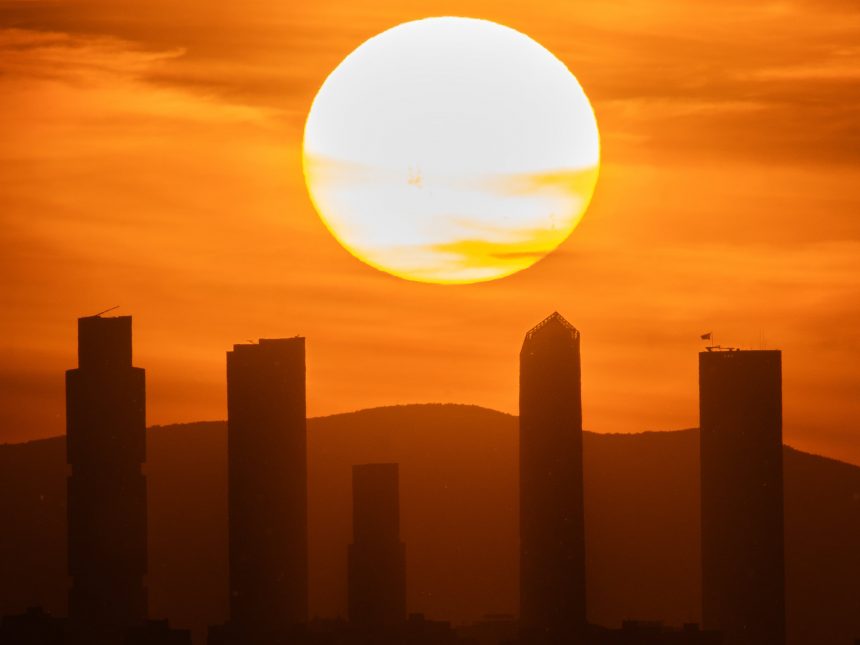 la-economia-que-mas-crece…-pese-a-todo.-en-que-ha-cambiado-el-modelo-espanol-en-17-anos