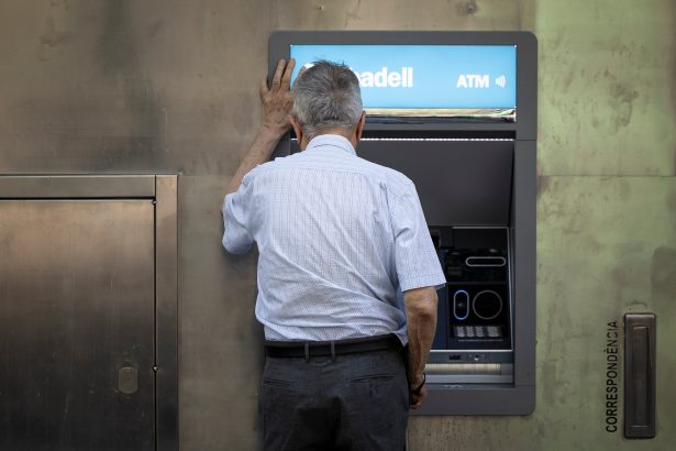 ahorro-a-largo-plazo,-conductismo-fiscal-y-vasos-comunicantes