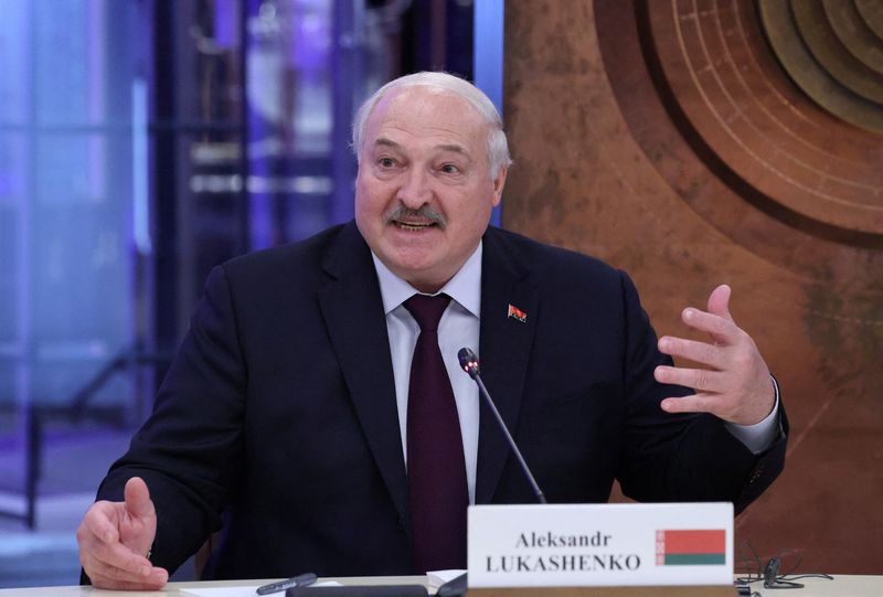 bielorrusia-prepara-un-«gran-acuerdo»-con-estados-unidos,-pero-no-a-expensas-de-rusia,-dice-lukashenko