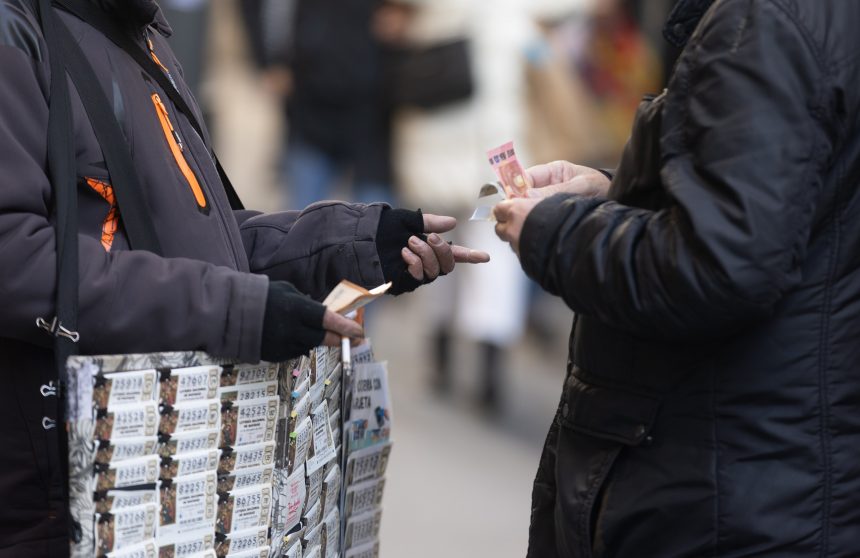“ganar-la-loteria-no-es-la-solucion-a-todos-los-problemas”:-¿como-gasto-el-dinero-si-me-toca-el-gordo?
