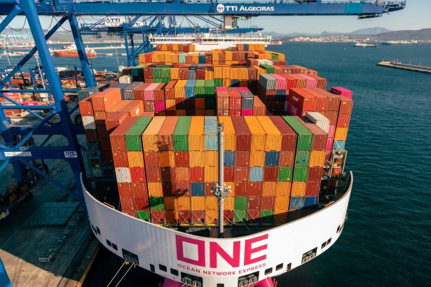 las-exportaciones-espanolas-recuperan-el-pulso-con-el-mejor-octubre-de-su-historia