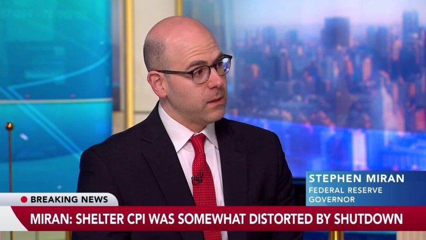 los-riesgos-de-recesion-aumentan-si-la-reserva-federal-no-sigue-recortando-las-tasas,-dice-miran