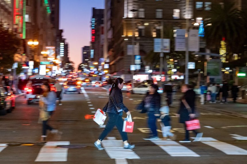 el-pib-del-tercer-trimestre-se-dispara,-pero-los-consumidores-estadounidenses-siguen-pesimistas