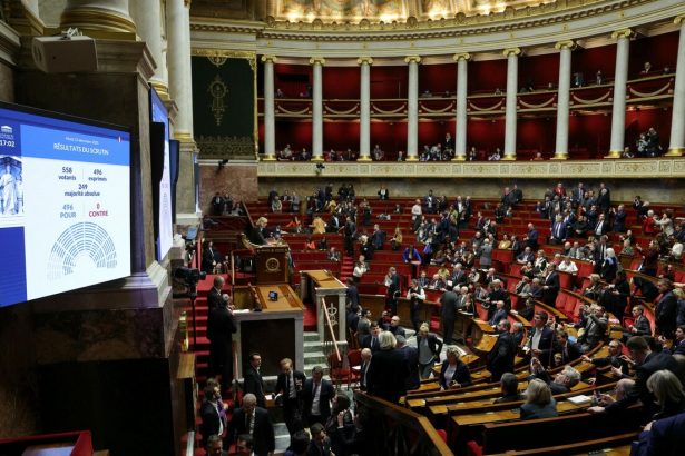 francia-adopta-un-proyecto-de-ley-de-presupuesto-provisional-hasta-2026-para-evitar-el-cierre