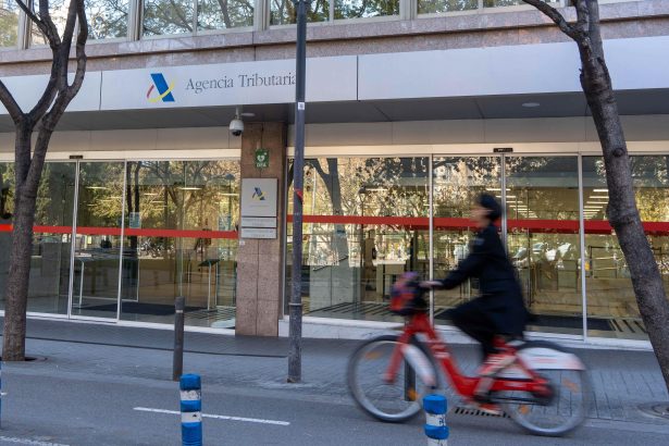 el-gobierno-rectifica-y-elimina-la-obligacion-de-que-los-desempleados-presenten-la-declaracion-de-la-renta