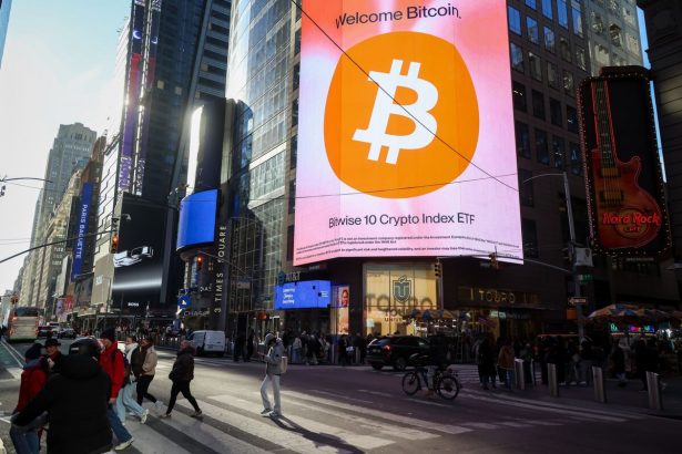 bitcoin-pierde-la-alegria-de-wall-street-y-se-estanca-cerca-de-$-87,000