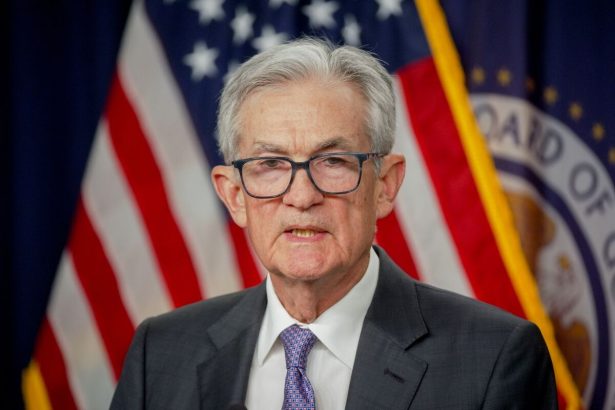 trump-dice-que-aun-podria-despedir-a-powell-mientras-se-avecina-la-eleccion-del-presidente-de-la-fed