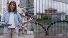 ver-las-calles-destruidas-y-barricadas-de-katmandu-despues-de-la-violencia